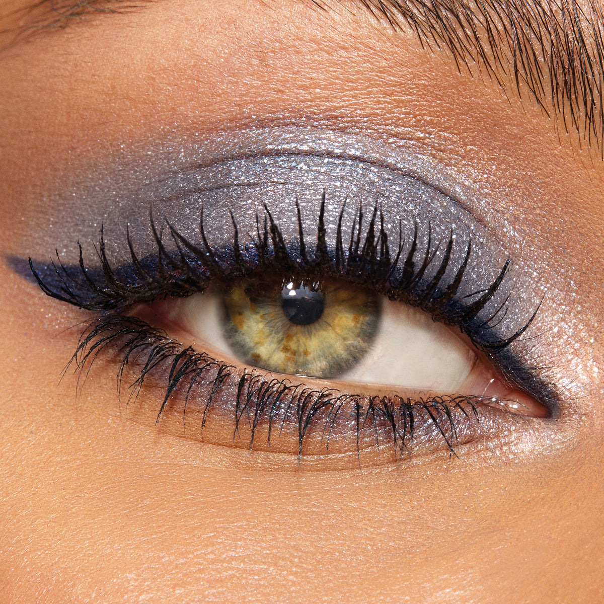 CHARLOTTE'S PALETTE OF BEAUTIFYING EYE TRENDS