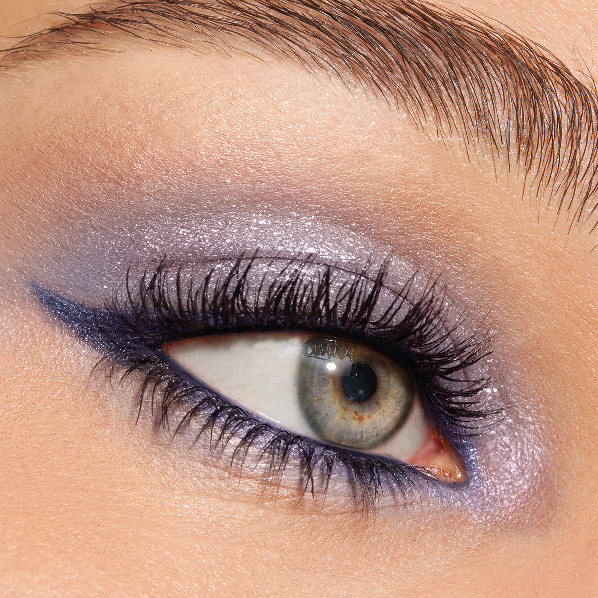 CHARLOTTE'S PALETTE OF BEAUTIFYING EYE TRENDS