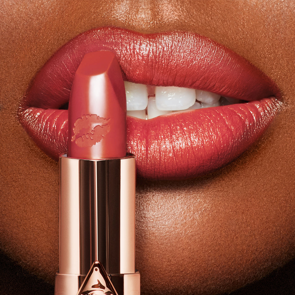 HOT LIPS 2