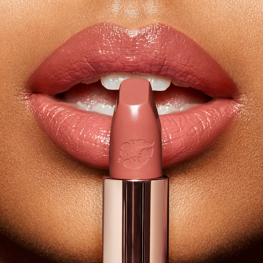 HOT LIPS 2