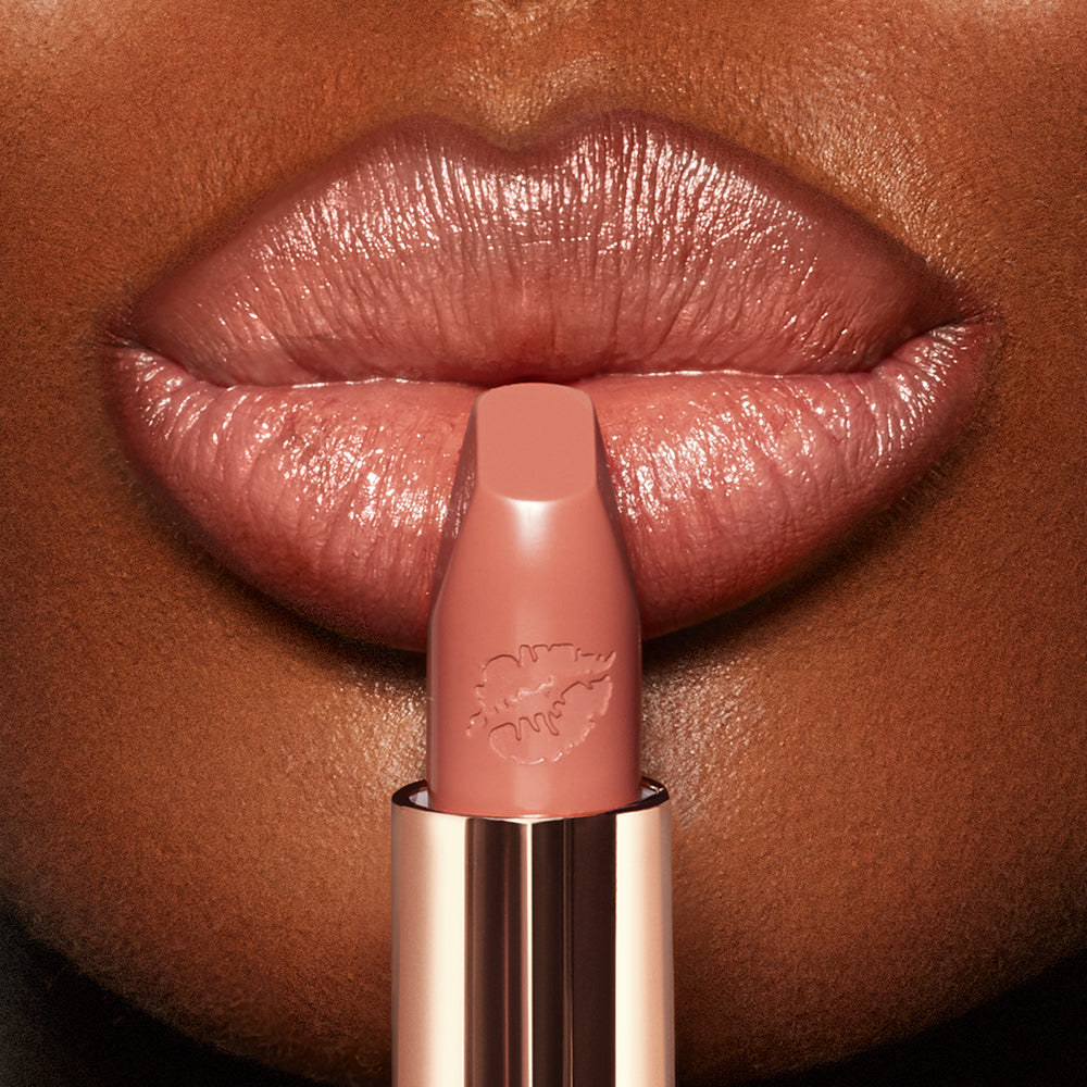 HOT LIPS 2