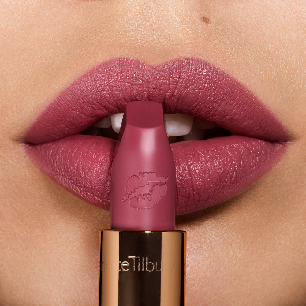 HOT LIPS