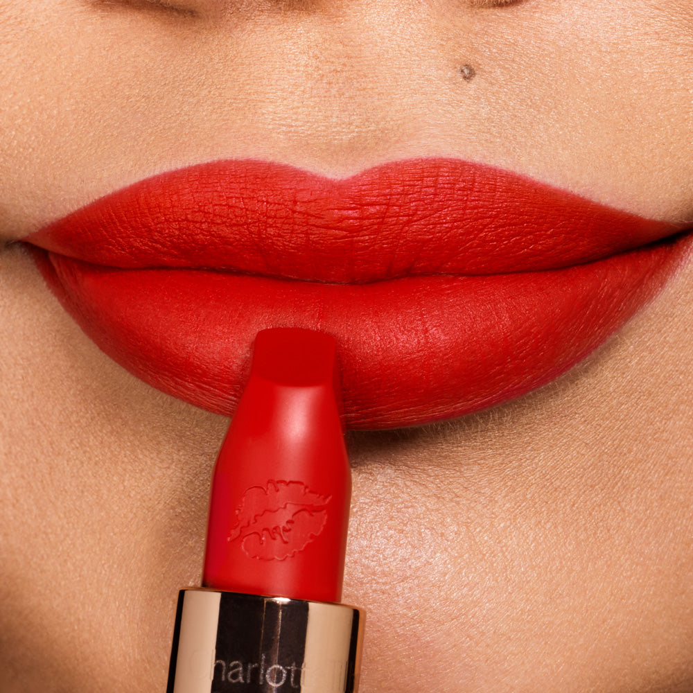 HOT LIPS
